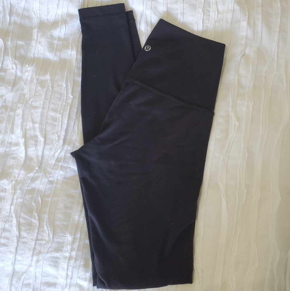 Lululemon 🍋 Wunder Under Sz 8